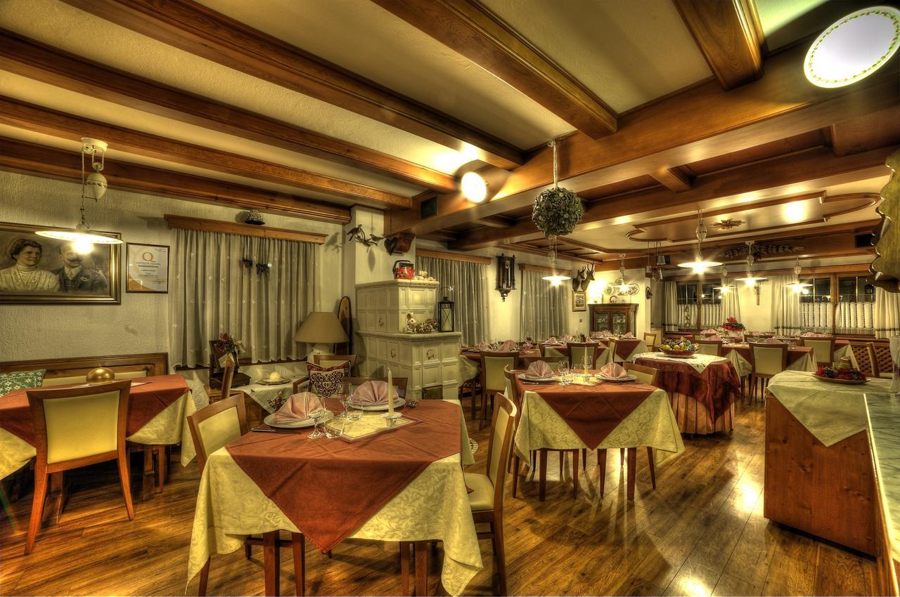 Albergo Venezia Сапада Екстериор снимка