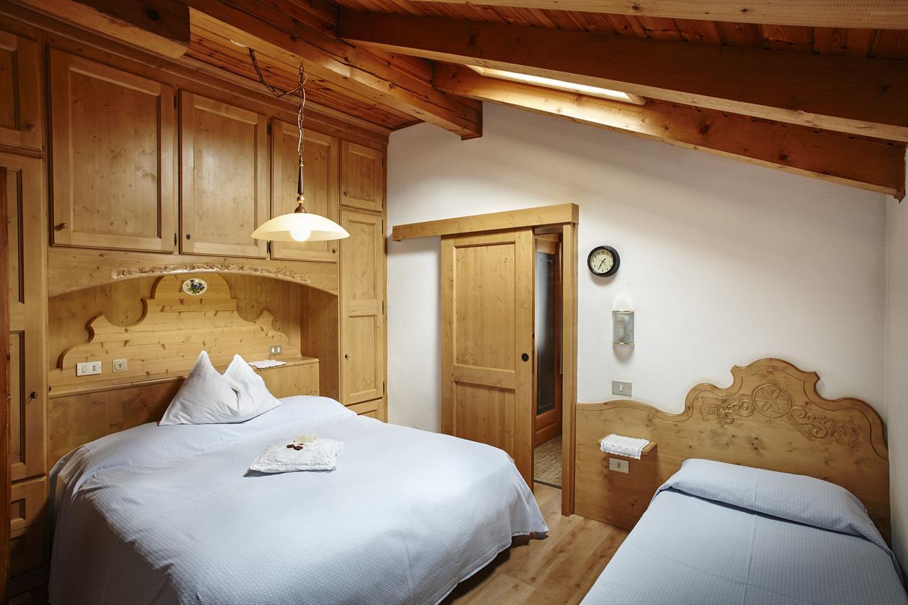 Albergo Venezia Сапада Екстериор снимка