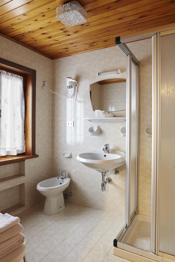 Albergo Venezia Сапада Екстериор снимка